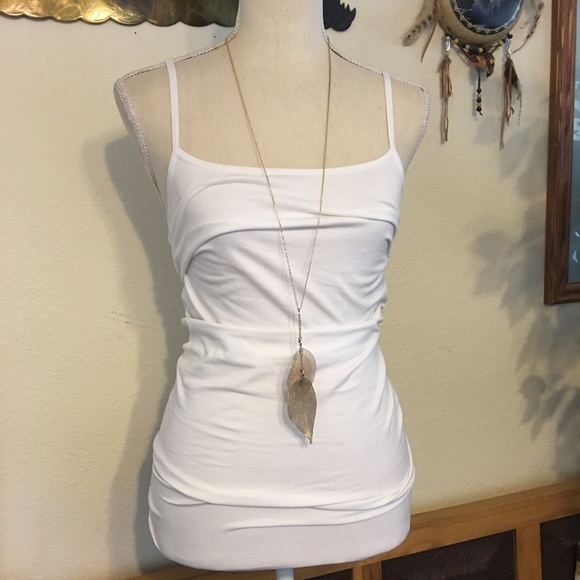 Vintage double gold leaf sparkle chain necklace - Picture 2 of 8